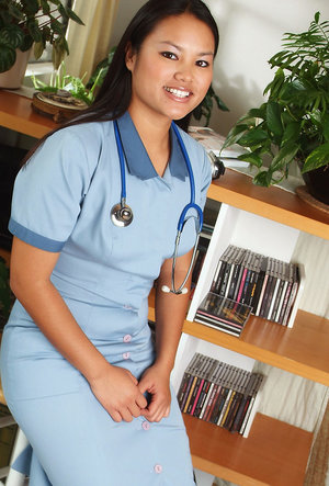 18 year old girl drips cum from tongue after having just lost her virginity